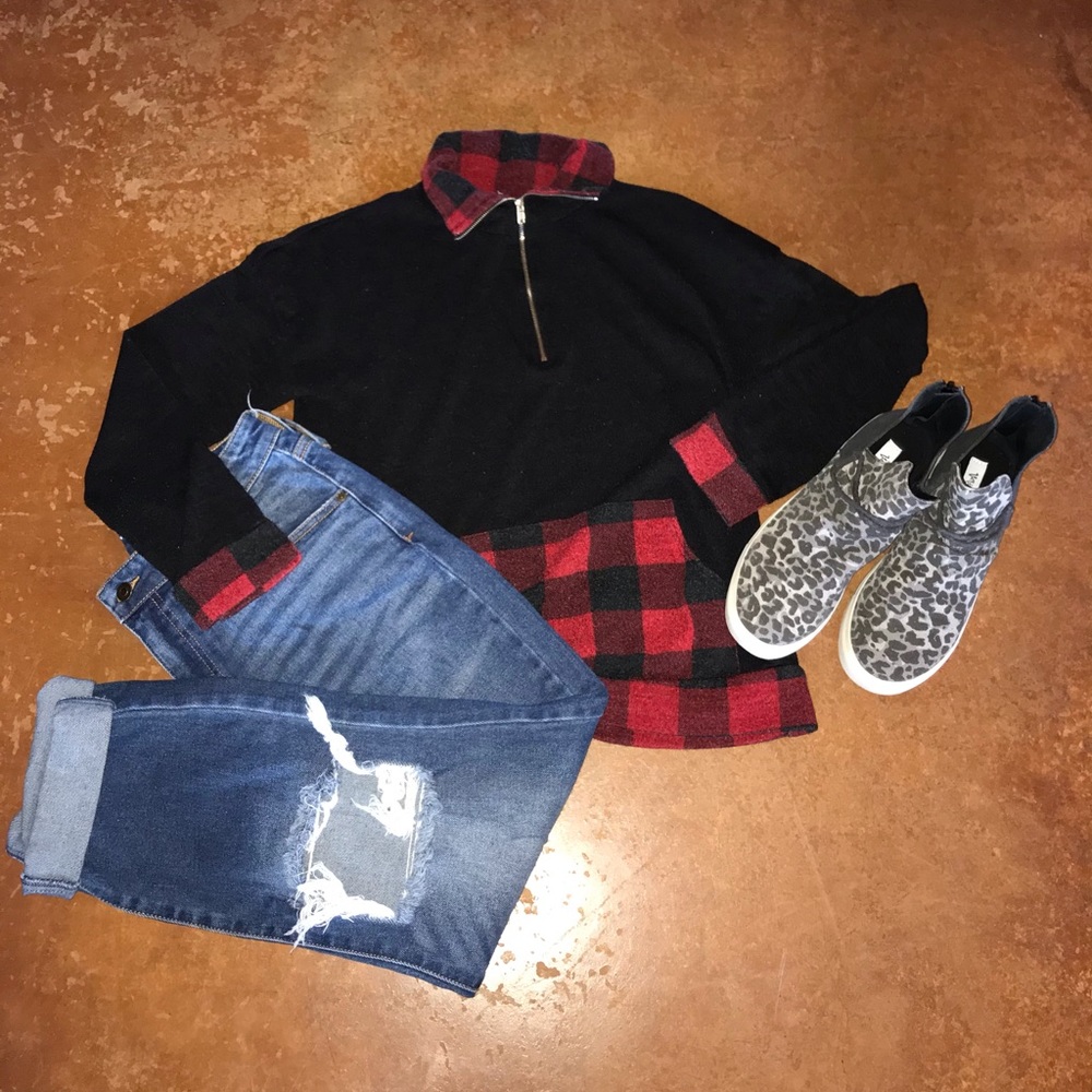 Buffalo plaid 3/4 zip sweater